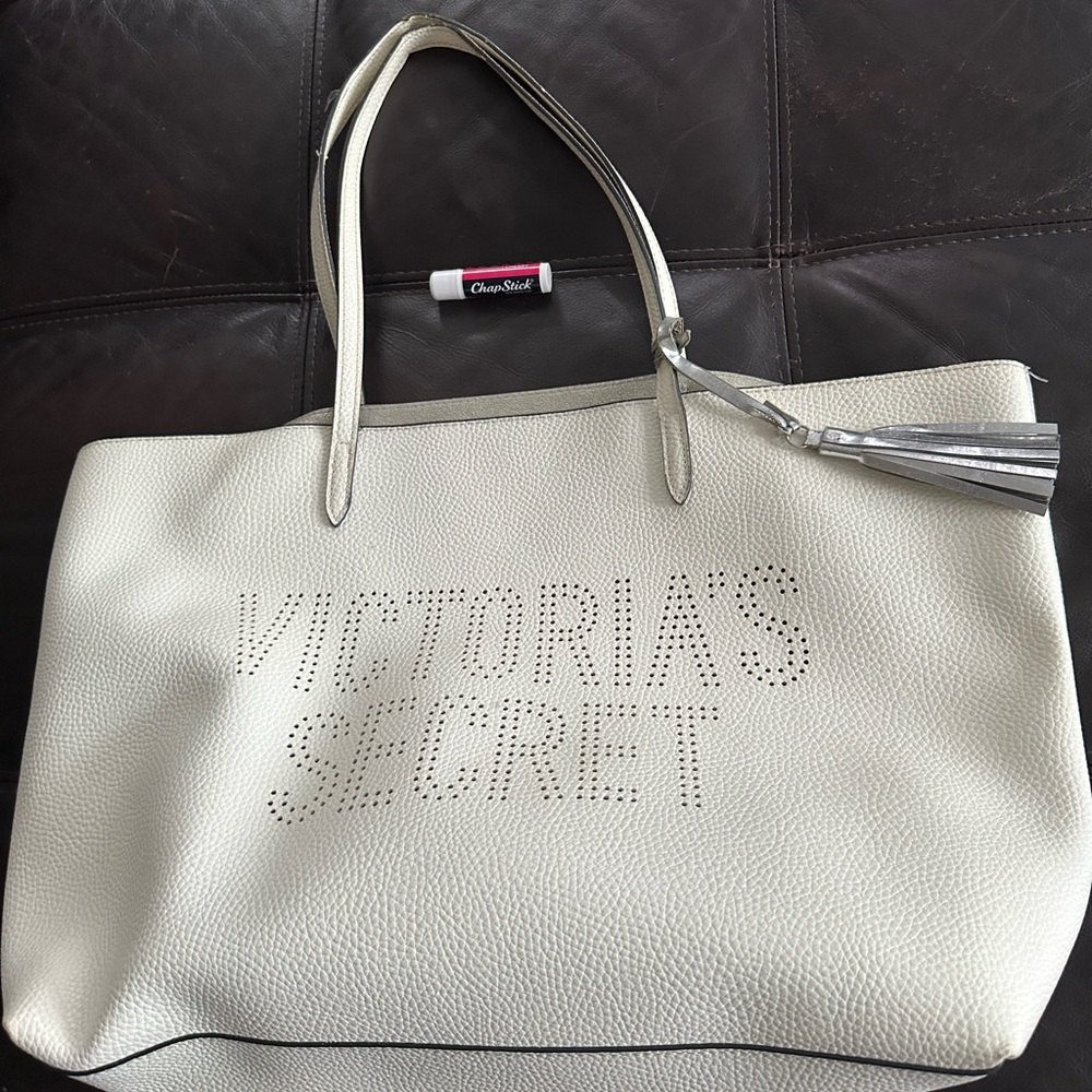 Victoria's Secret White Faux Leather Shoulder Travel Beach Weekender Large Tote